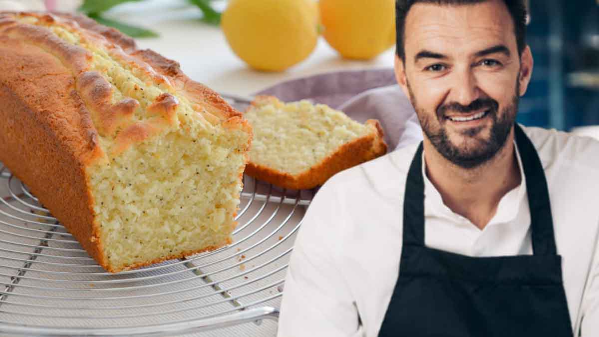 Cyril Lignac nous dévoile le secret de son gâteau moelleux au citron, un délice fondant et parfumé