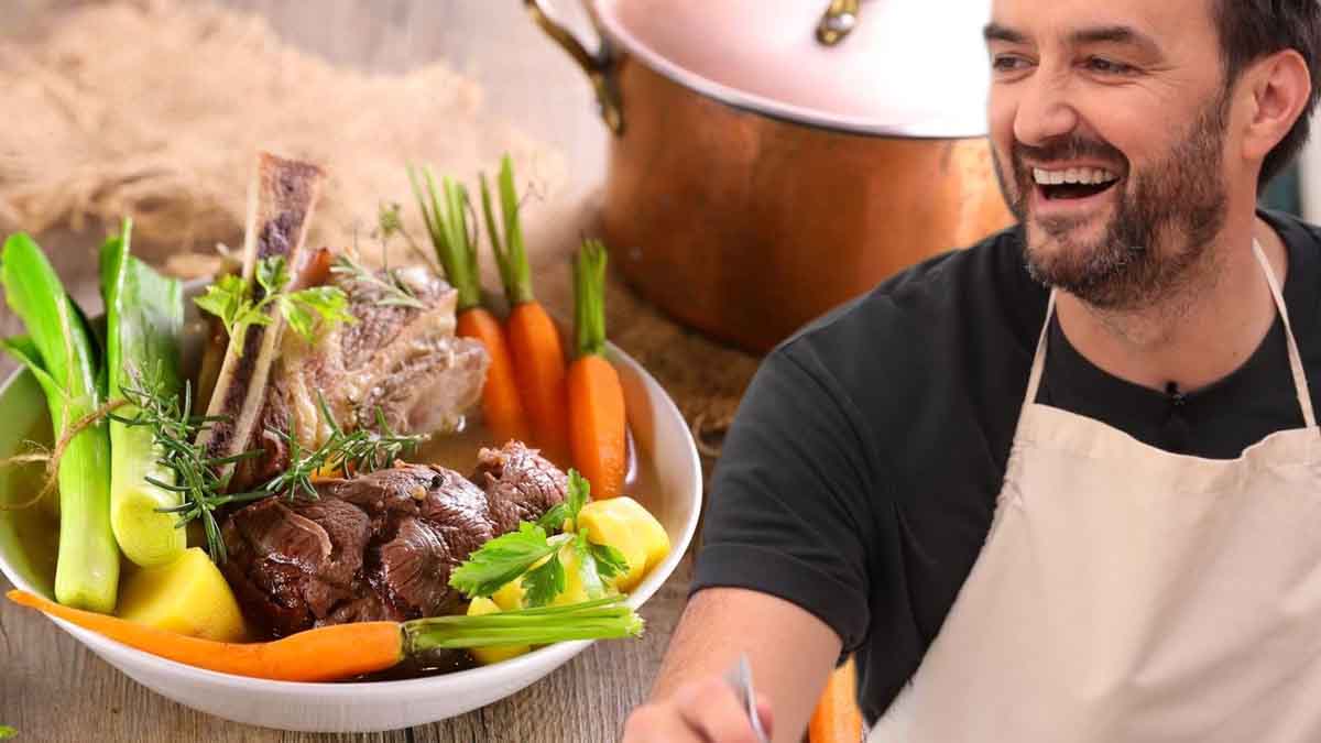 Pot-au-feu végétarien de Cyril Lignac : sa recette pour réussir ce bon plat du dimanche
